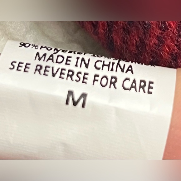 Red/Black Plaid Sherpa Collar Vest-Size:Medium - Picture 8 of 10